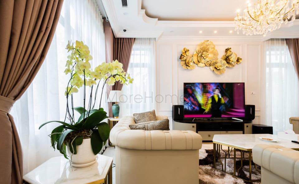 Không gian mở giúp phòng khách luôn ngập tràn ánh sáng - hương hoa Thi công nội thất biệt thự